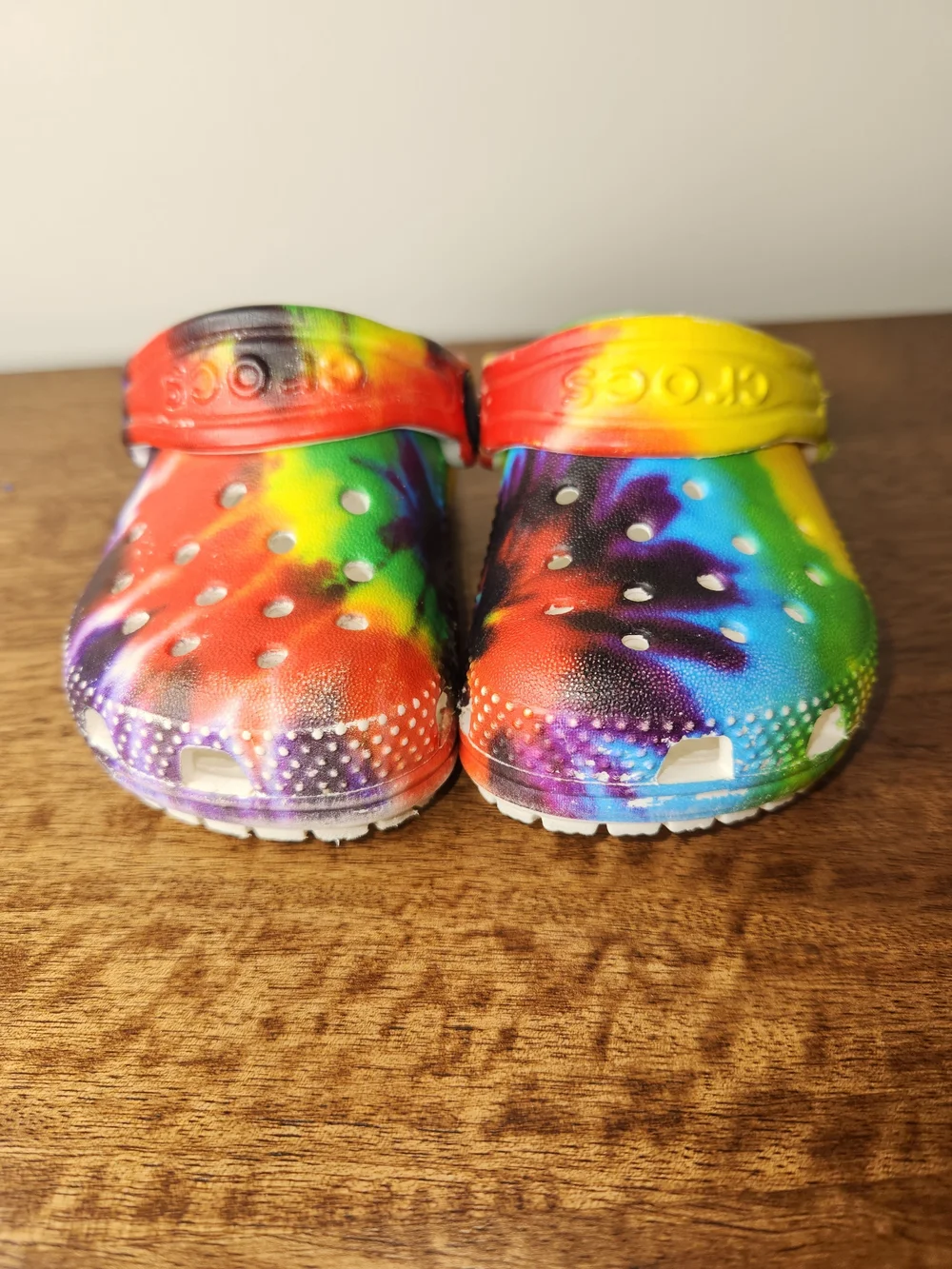 CROCS Kids Tie-Dye Rainbow Clogs - Multicolor